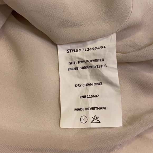 Lush Blouse - Picture 4 of 4